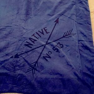 Native Sherpa Throws